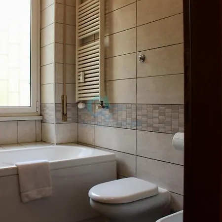 Monteverde Hills Escape - Cozy Relax 아파트 로마